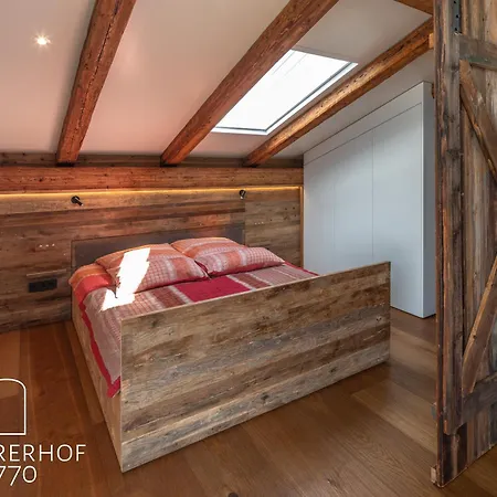 Apartment 5 Sterne Penthouse-loft Gut Stohrerhof Bis 4 Personen Dießen am Ammersee