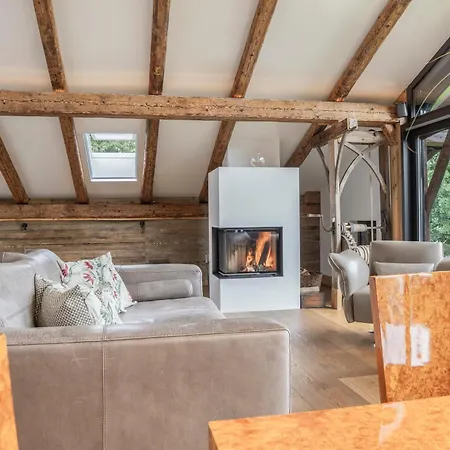 Penthouse-loft Gut Stohrerhof شقة