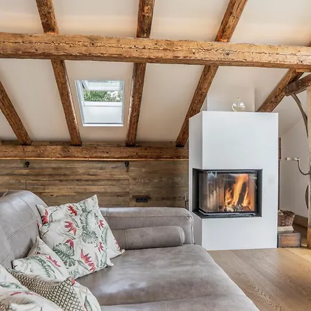 Penthouse-loft Gut Stohrerhof شقة Dießen am Ammersee