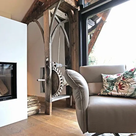 Penthouse-loft Gut Stohrerhof Apartamento Dießen am Ammersee